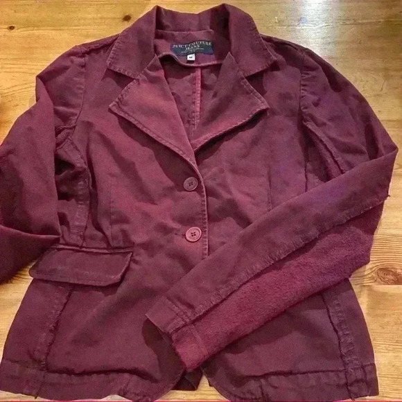 Juicy Couture 3 button jacket - Picture 3 of 10